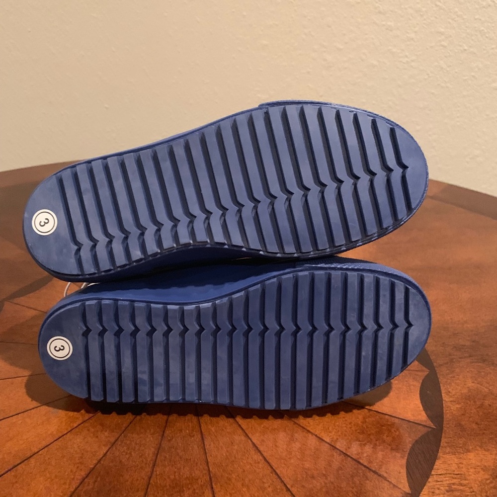 Youth size Hunter dipped canvas sneakers! new! - Picture 5 of 8